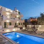 Апартаменты In Arbanija With Terrace, Air Conditioning, Wifi 5139-4
