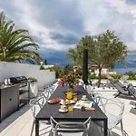Апартаменты In Arbanija With Terrace, Air Conditioning, Wifi 5139-4 Трогир
