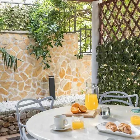 In Arbanija With Terrace, Air Conditioning, Wifi 5139-4 Lejlighed