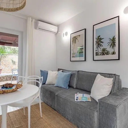 Lejlighed In Arbanija With Terrace, Air Conditioning, Wifi 5139-4 *