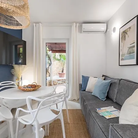 Lejlighed In Arbanija With Terrace, Air Conditioning, Wifi 5139-4 *